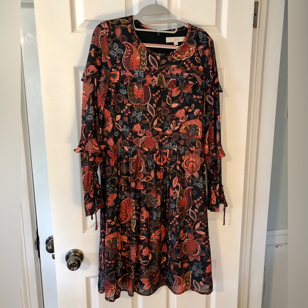 Loft Long Sleeve Dress With Ruffled Sleeves